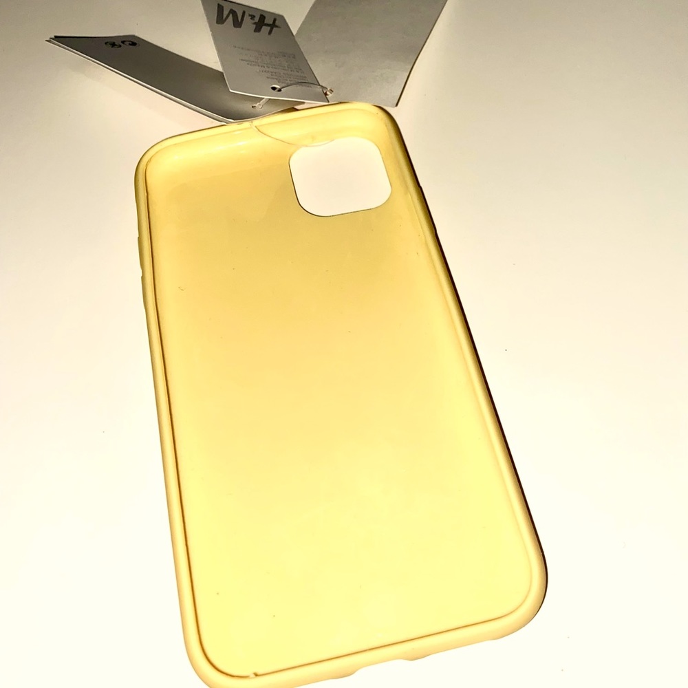 iPhone 11 Case Butter Yellow NWT
